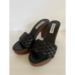 Steve Madden Black Kashtyn Woven Studded Platform Sandals Women’s Size 9